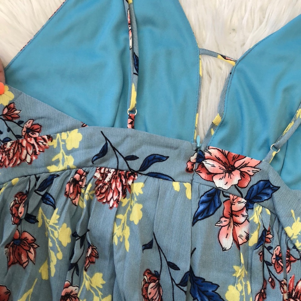 🌸 floral zip back spring  romper 🌸 - Picture 5 of 6